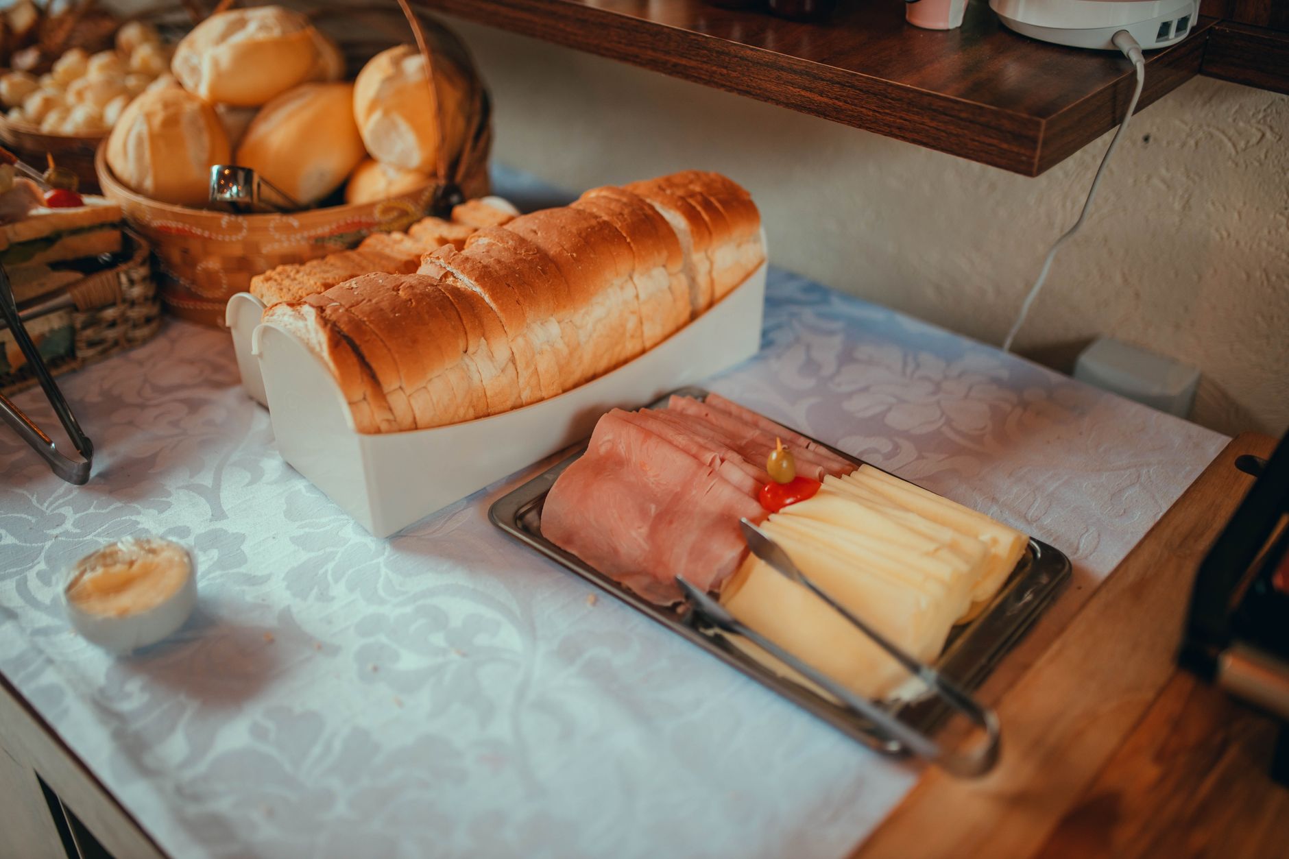 Frühstücksbuffet im Hotel, bewertet von einem Mystery Guest — Auswahl und Temperatur der Speisen