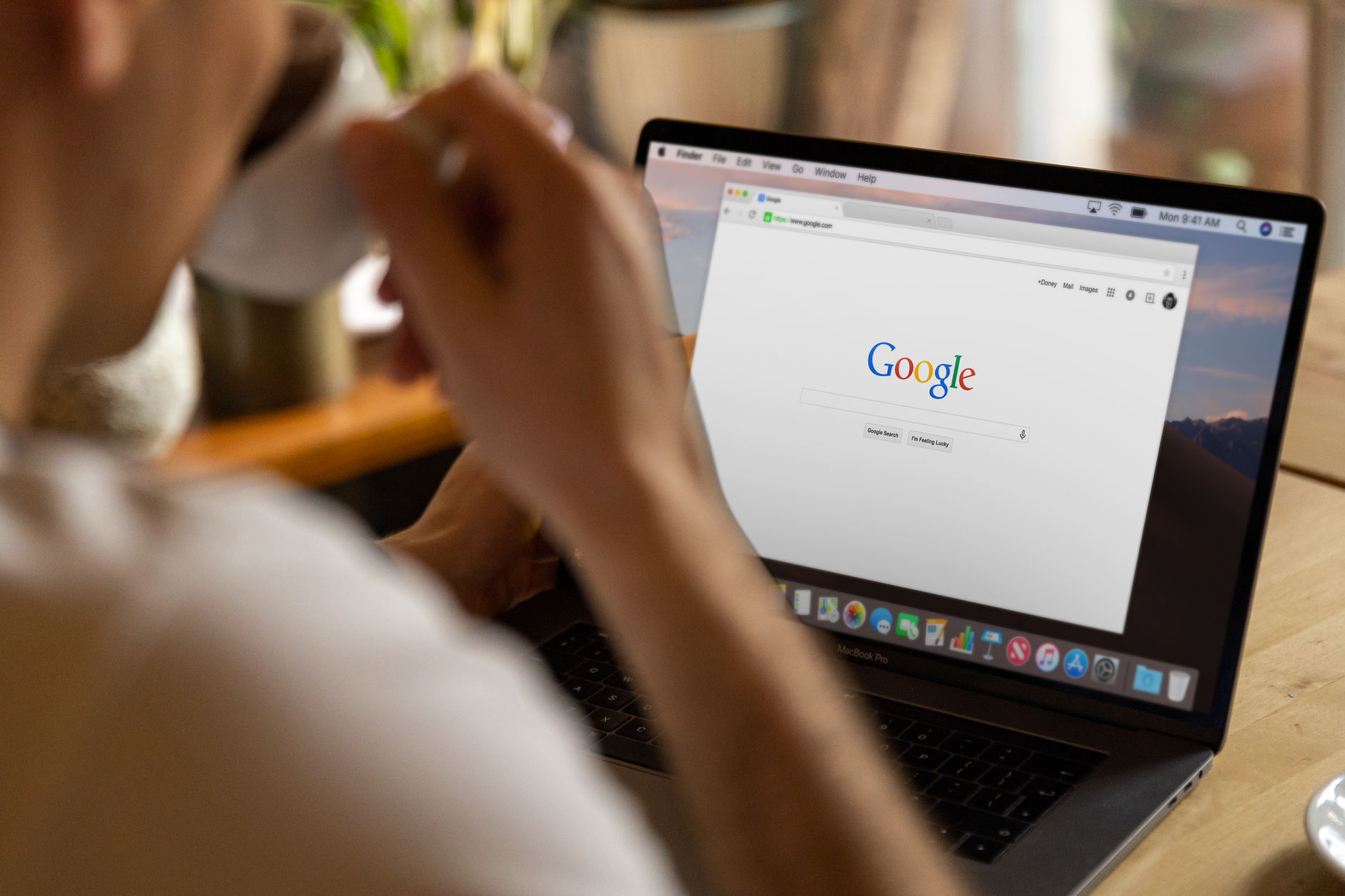 Managing cookies in a web browser