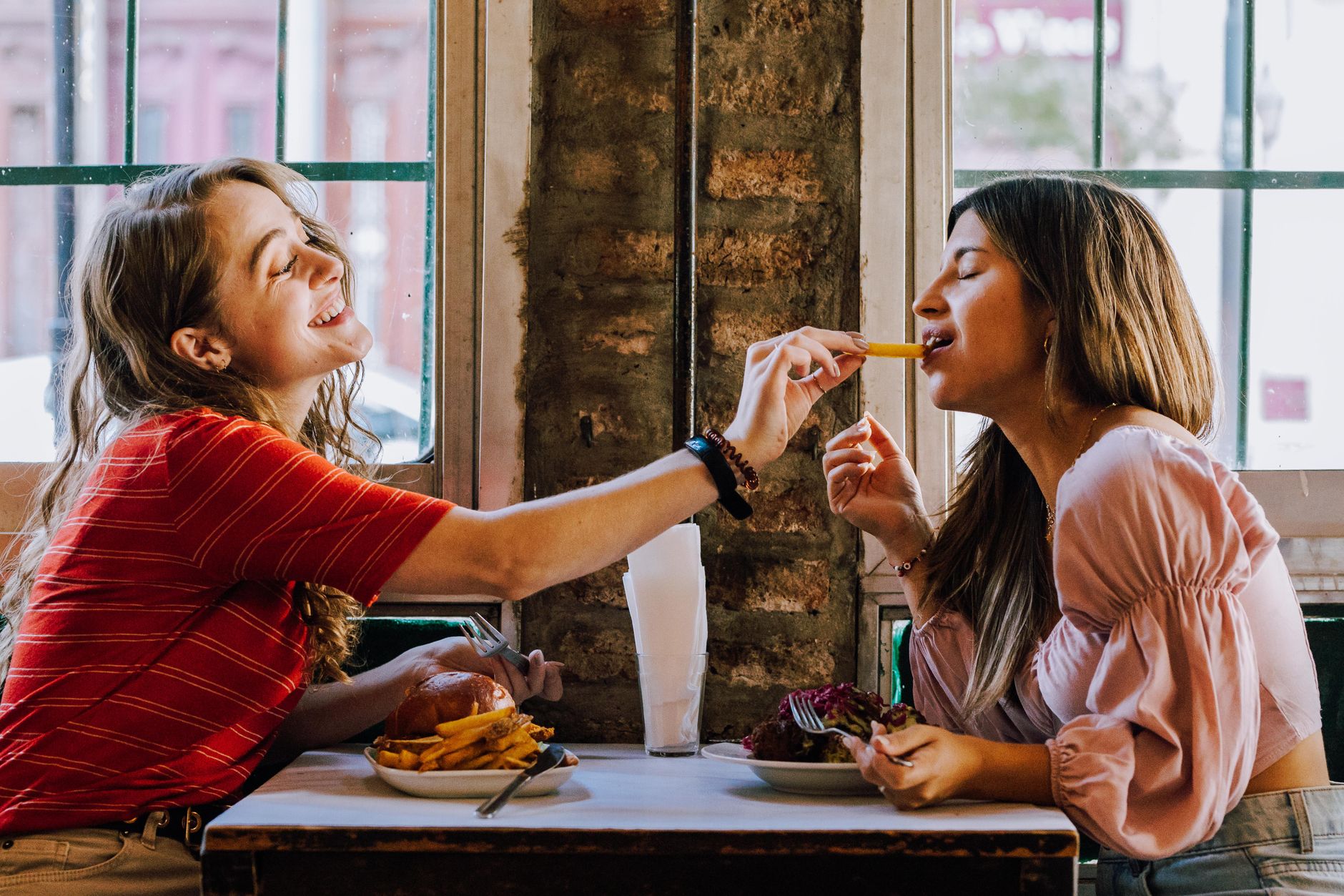 Restaurant service: the human element is a critical component of the diner experience