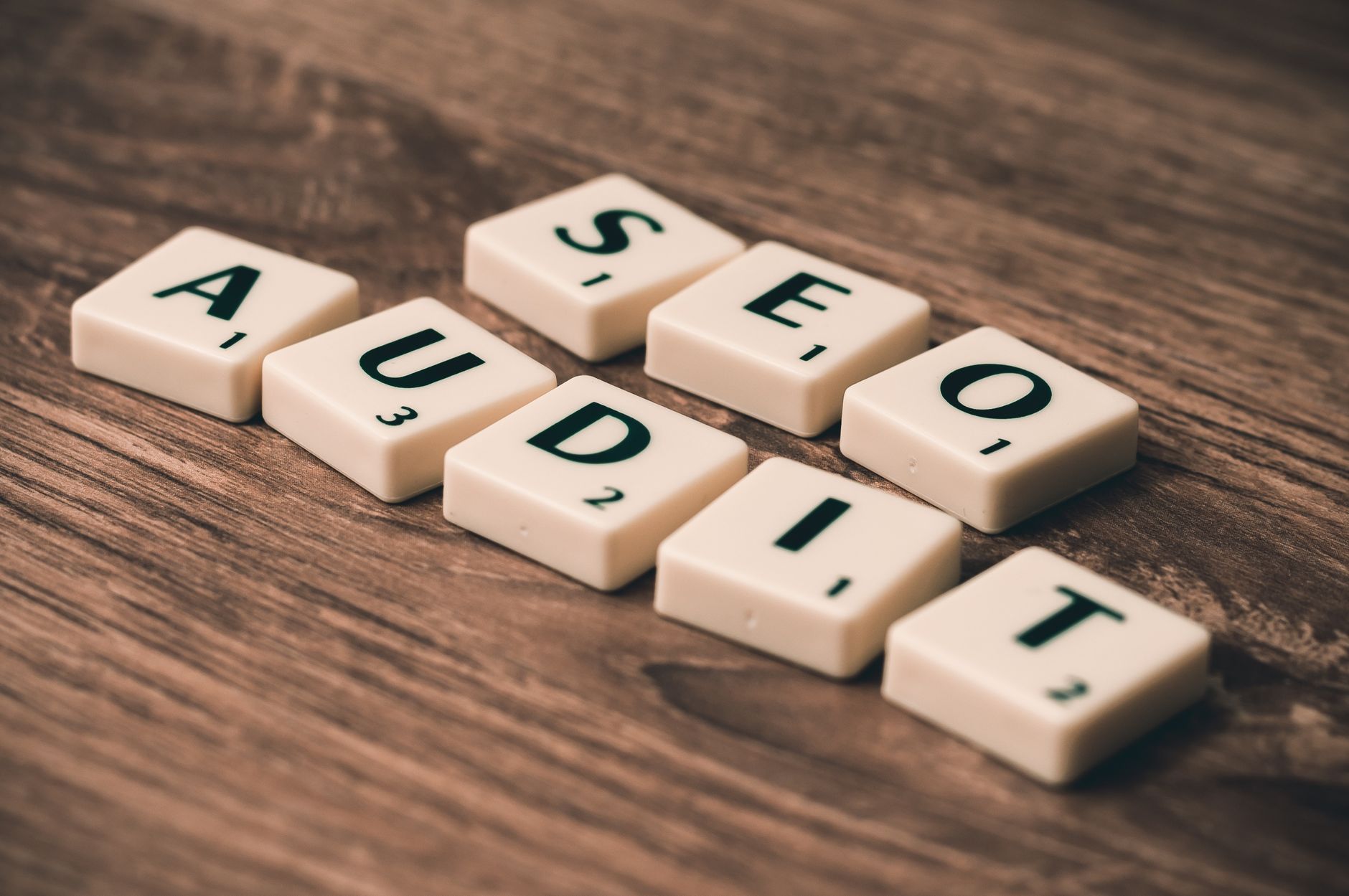 Strategia SEO e link building per il mercato italiano