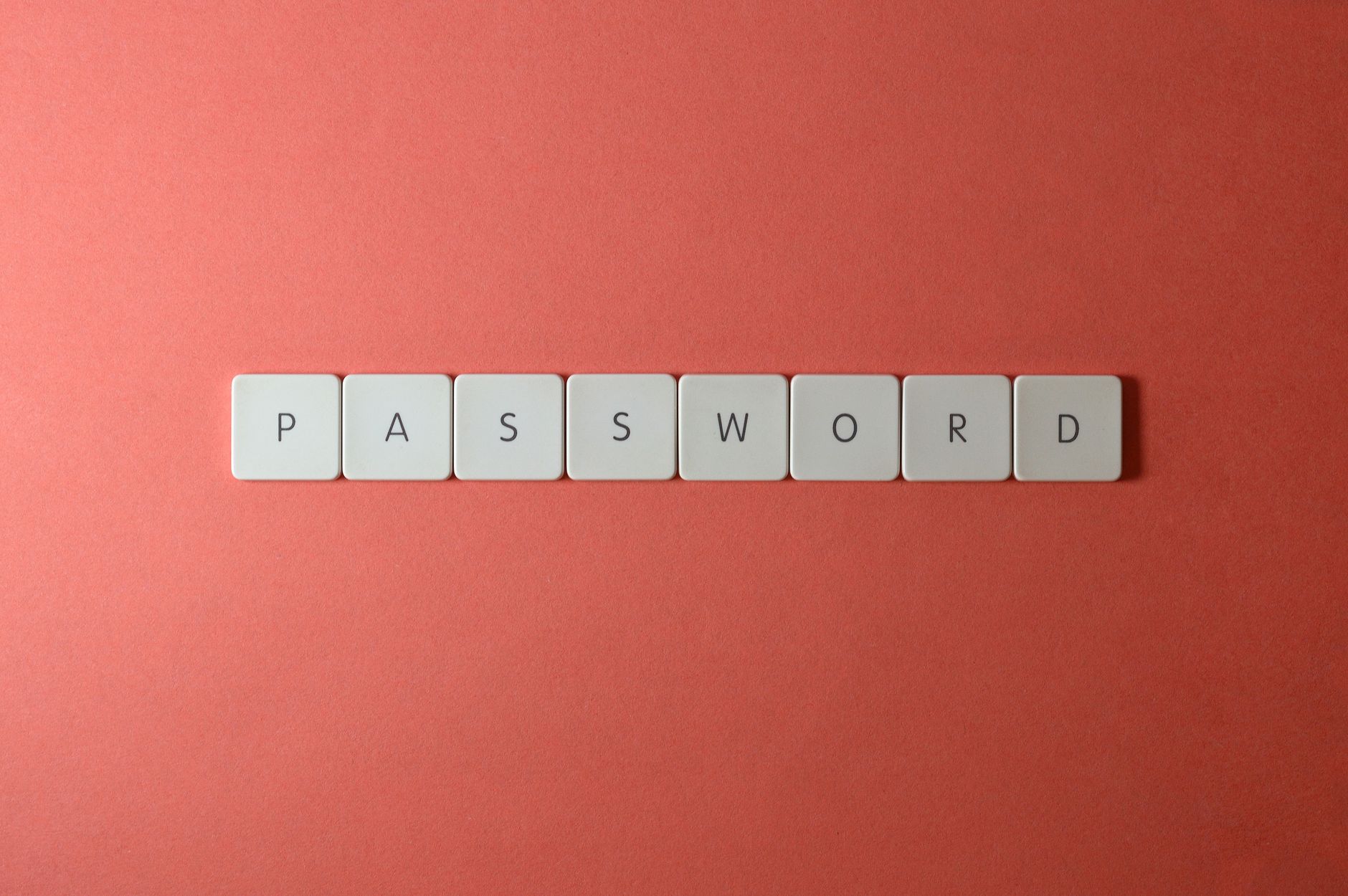 Gestor de contrasenas protegiendo la privacidad de los datos de un negocio